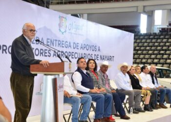 Encabeza Navarro Quintero 2da. entrega de apoyos a productores agropecuarios de Nayarit