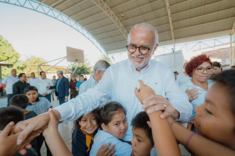 Ixtlenses reiteran su cariño a Elsa Nayeli