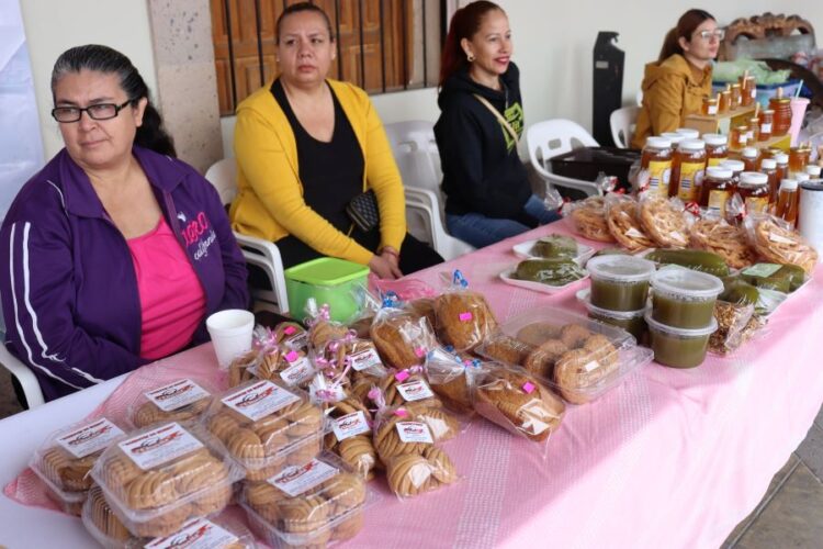 Resultados satisfactorios en la expo-venta “Ahuacatlán produce”