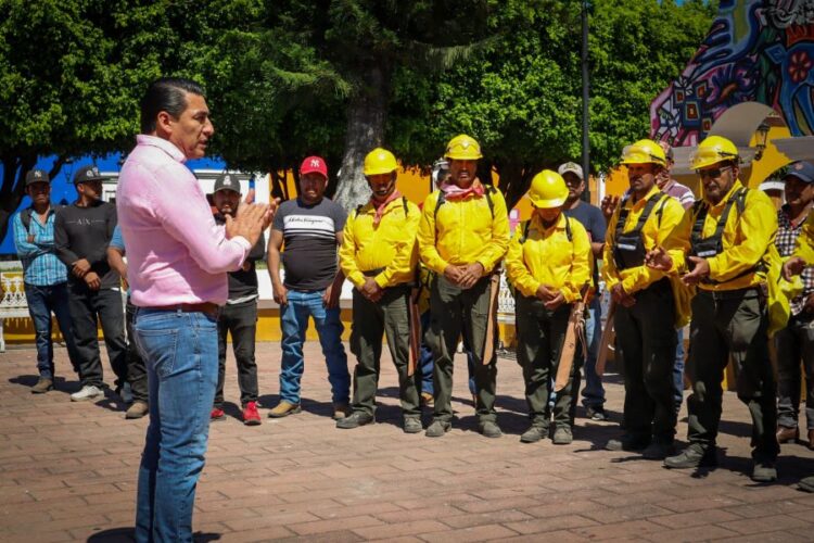 Culmina con éxito curso de combate a incendios en Jala
