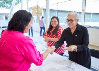 Encabeza DIF Nayarit entrega de apoyos a cuidadores y emprendedores nayaritas