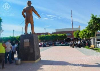 Futbolistas de Ahuacatlán piden empastado de su campo deportivo