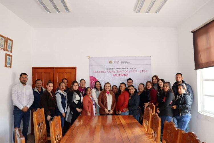 Nace en Ahuacatlán Red de Mujeres Constructoras de Paz