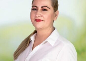 Rosa Gutiérrez genera expectativas en Ahuacatlán