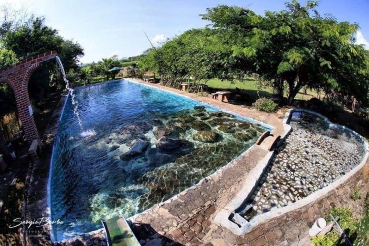 Aumenta la afluencia en balnearios del sur ante el calor en la región