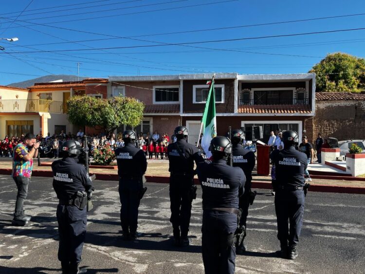 Conmemoran el 218 aniversario del natalicio Benito Juárez en Ahuacatlán