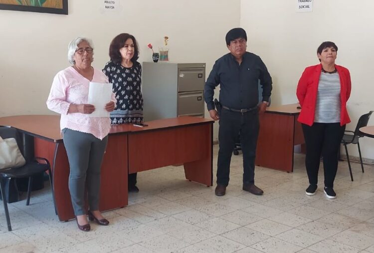 DIF de Ahuacatlán estrena presidente