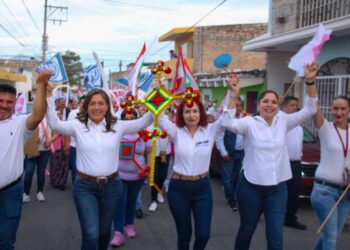 Laura Rangel arrancó con todo en Xalisco