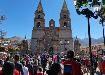Recobra vida Ahuacatlán tras regreso de peregrinos a Talpa