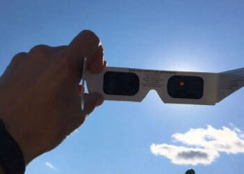 Gobierno de Ahuacatlán emite recomendaciones por eclipse solar del 8 de abril