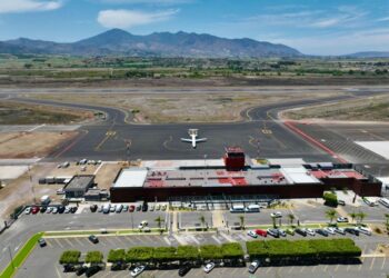 HISTÓRICO; Primer vuelo de prueba de Tepic hacia Los Ángeles