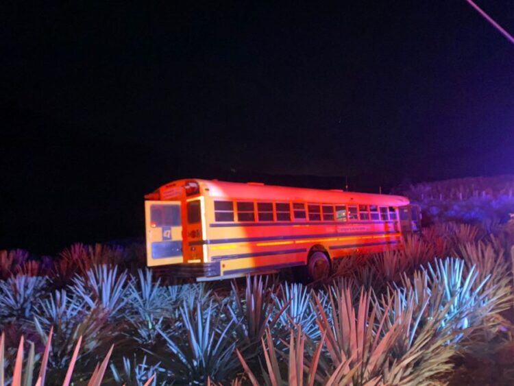 Tres heridos se recuperan tras accidente en la carretera Jala-Los Aguajes