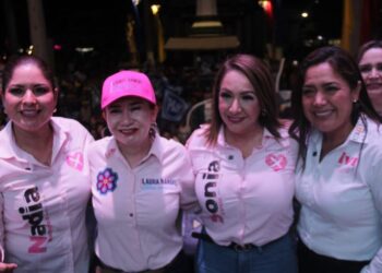 Espectacular cierre de Laura Rangel en Xalisco 