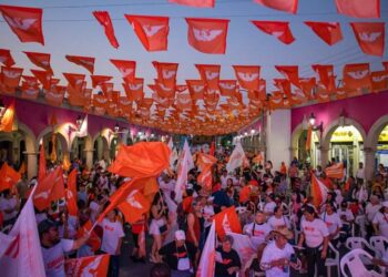 Felipe Benítez cierra campaña con masivo apoyo, en Ahuacatlán