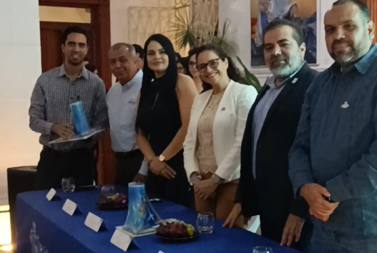 Preparatoria de Ahuacatlán ratifica excelencia académica