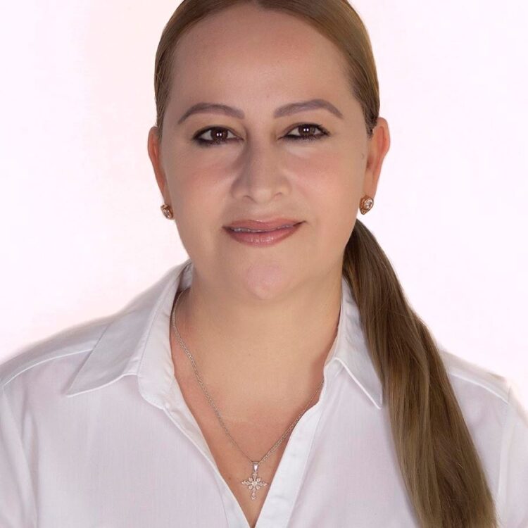 ¡Rosa Gutiérrez acepta reto para un debate electoral en Ahuacatlán!