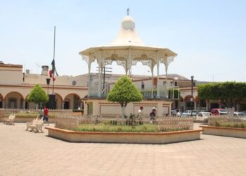 Solo, el centro histórico de Ixtlán por ola de calor