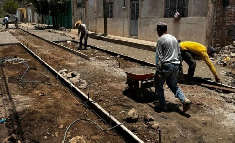Calle Razura de Ixtlán exhibirá nuevo rostro con empedrado ahogado