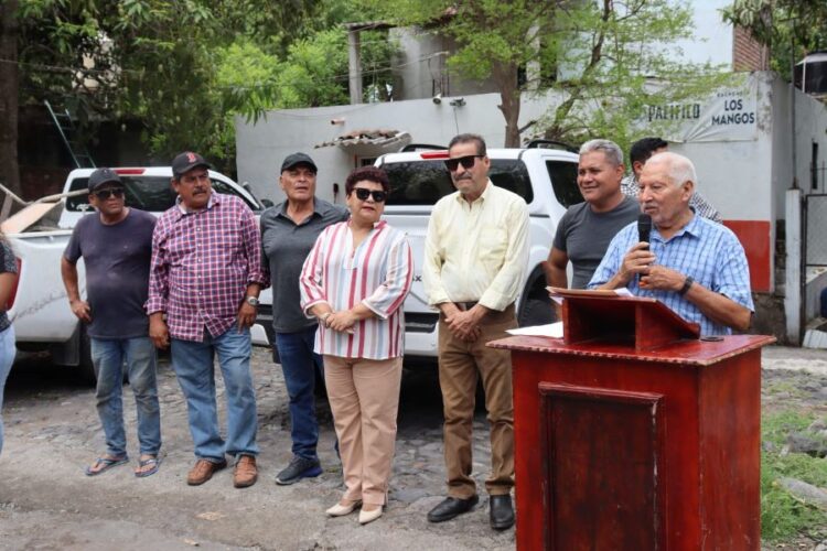 Inician obras de rehabilitación en líneas de drenaje, en Ahuacatlán