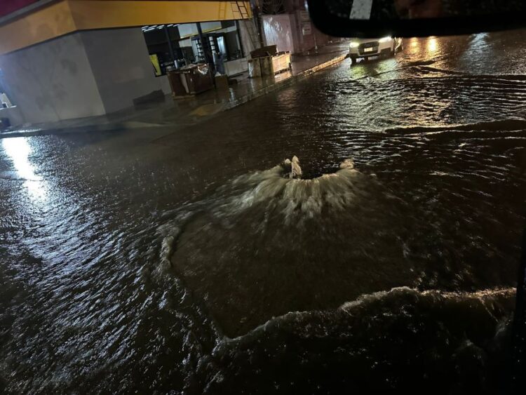 Carretera a Jala en Riesgo por infinidad de baches y lluvias