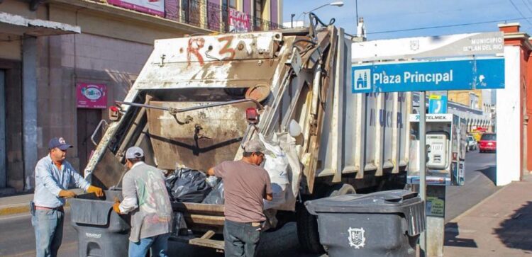 Presidenta de Ixtlán asegura servicios públicos efectivos