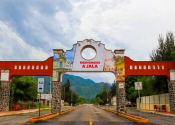 Arribo de paisanos marca el inicio de la Feria del Elote 2024 en Jala