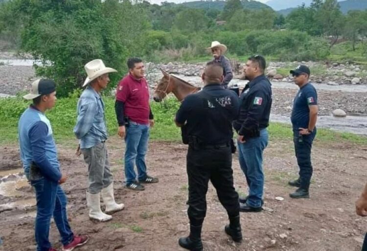 Continúa la búsqueda de niña desaparecida en los límites de Amatlán y Jalisco