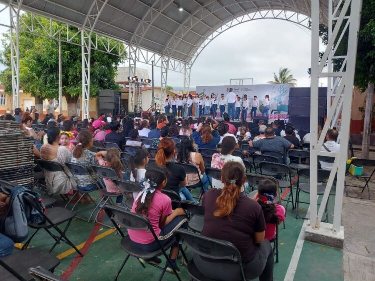 Gran éxito en la Novena Jornada Cultural «Del aula a tu comunidad» en Ahuacatlán
