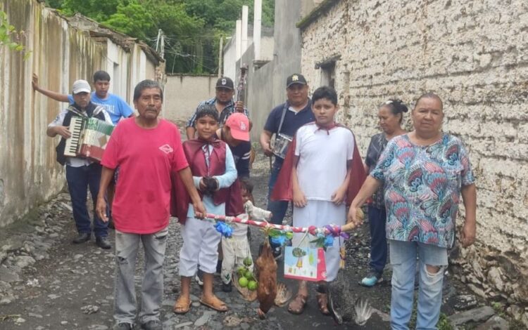 Tradiciones bajo la lluvia: Jala celebra el Día de Santo Santiago