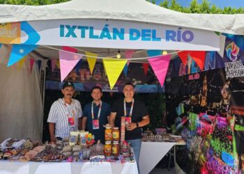 Ixtlán brilla en la feria de Nayarit en California