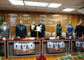 Entrega secretaria general de Gobierno Tercer Informe de Gobierno al Poder Legislativo