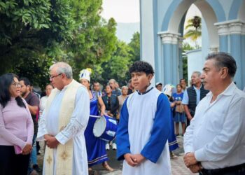Operativo en Ixtlán para concientizar sobre el uso del casco en motociclistas