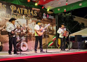 Fiestas Patrias de Ixtlán en pleno apogeo de Ixtlán 