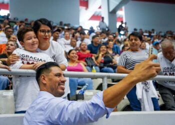 Gustavo Ayón impulsa el desarrollo de Compostela 