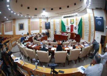 Integra Congreso las 30 comisiones legislativas