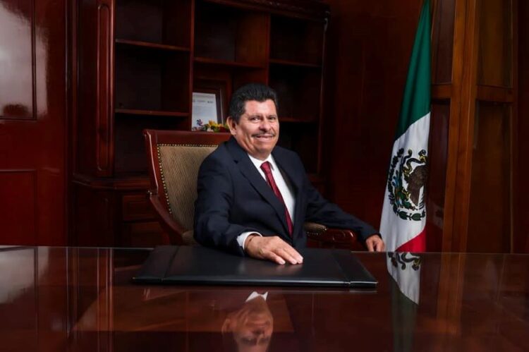 Manolo Andalón arranca con gobierno austero en Ahuacatlán 