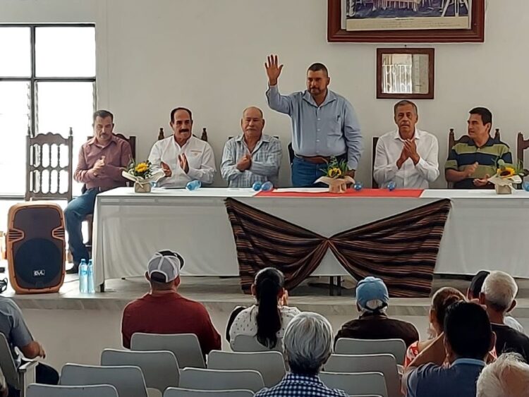 Por fin!, inicia en Ahuacatlán campaña de fumigación para combatir el dengue