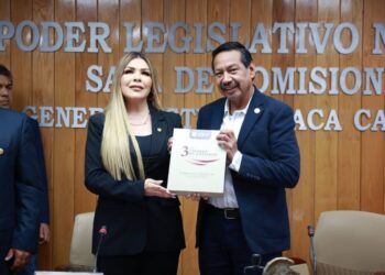 Recibe Congreso Tercer Informe de Gobierno