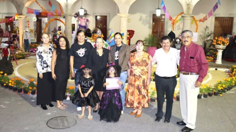 Ahuacatlán celebró el Día de Muertos en paz y con reconocimiento a sus tradiciones