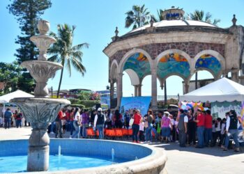 Buena respuesta en Feria de vacunación del niño, en Compostela