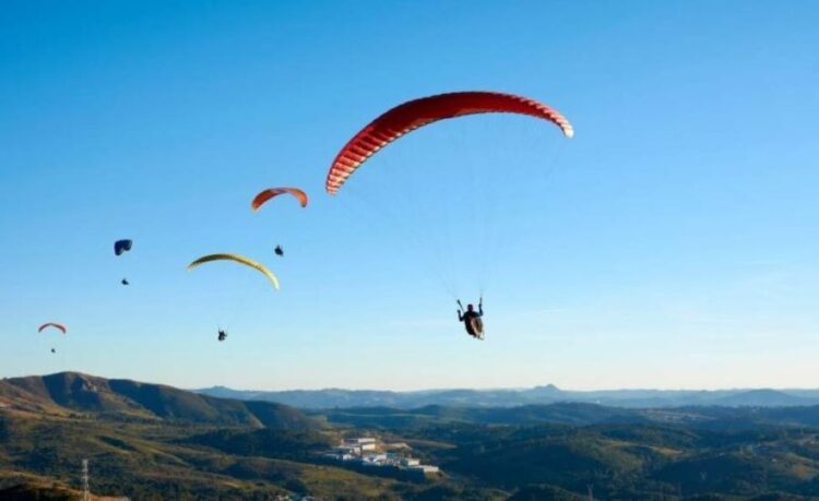 Espectáculo de parapentistas, este miércoles en Ahuacatlán