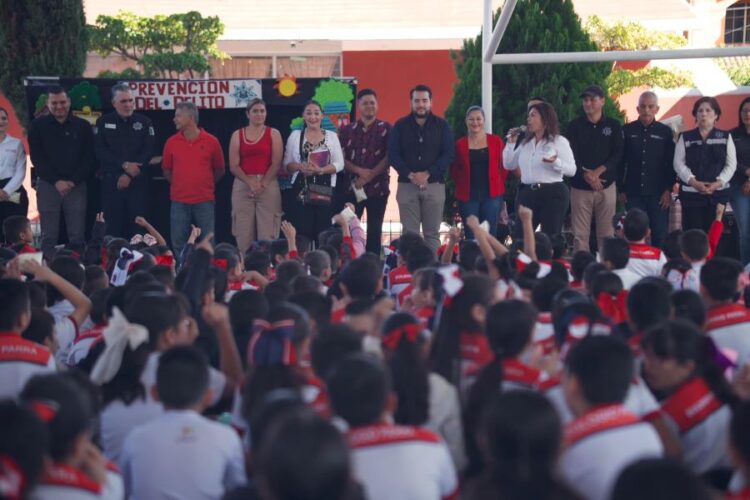 Exitosa Feria de Prevención del Delito en la primaria «Eulogio Parra» de Ixtlán