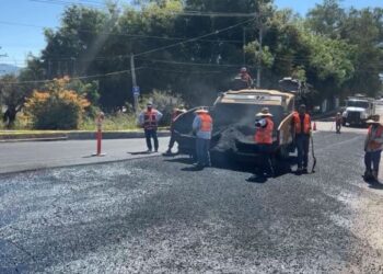 Compostela inicia campaña de bacheo y reencarpetamiento en sus principales vialidades