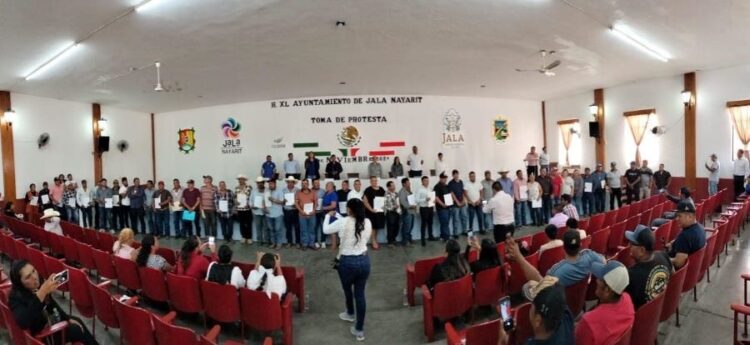 Nuevos jueces auxiliares y comités de Acción Ciudadana rinden protesta en Jala
