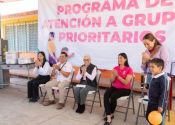 Beatriz Estrada lleva nutrición y bienestar a estudiantes de San Pedro Lagunillas