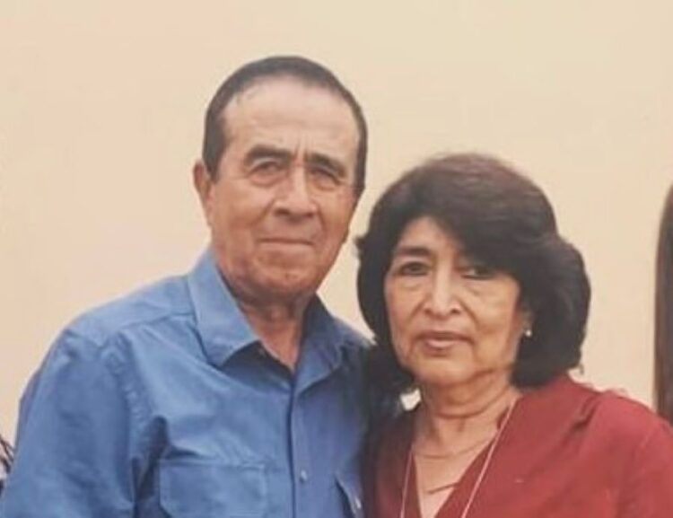 Luto en Ahuacatlán por el Fallecimientode Amparo Covarrubias