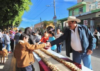 Santa María del Oro celebra el Día de Reyes con fraternidad y alegría