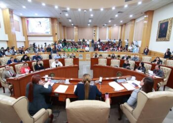 Reconoce Congreso a mujeres y hombres científicos