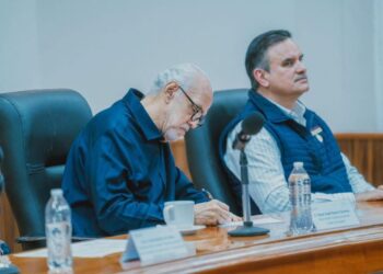 Navarro Quintero toma protesta a nueva Mesa Directiva del Comité Estatal de Sanidad Vegetal