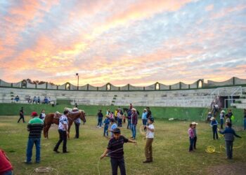 Santa María del Oro inaugura su primera Escuela de Charrería